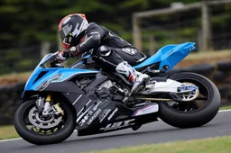 ASBK Phillip Island Prove Libere 2: pista umida e cadute, stop dopo 5 minuti