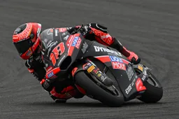Moto2 Argentina: Manuel Gonzalez da urlo, record e pole position