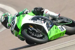 FSBK Dijon Gara 2: Gregory Leblanc a 1 punto dal titolo 2013