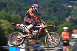MX2: Mattia Guadagnini in trionfo a Loket, -2 dal leader Renaux