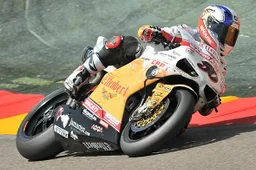 Superbike: divorzio tra Guintoli e Liberty, la versione del team