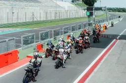 Bandiere luminose, l'italiana DZ riceve l'OK per piste MotoGP e SBK
