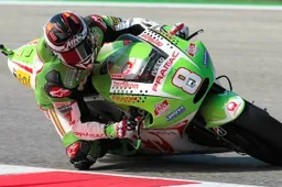 Hector Barbera verso il team Avintia Blusens BQR (CRT)