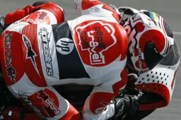 250cc: Pepe World Team e Mapfre Aspar al lavoro a Valencia