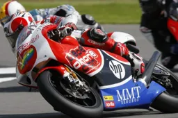 250cc Donington Qualifiche: Barbera davanti a Simoncelli