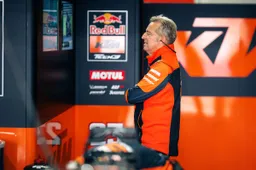 MotoGP, Tech3 attende KTM e Red Bull: "Steiner? Ecco la verità"
