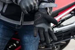 Hevik Auster, i guanti con l'estate a portata di mano