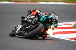 Iniziata la super finale del British Superbike 2021