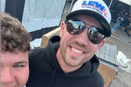 Tourist Trophy: Peter Hickman pericolo scampato "E' di buon umore"