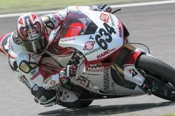 Superbike: Hiroshi Aoyama prova a Suzuka per la 8 ore