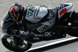 250cc Assen Prove Libere 2: Aoyama sorprende Bautista