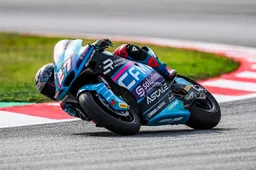Moto2 Catalunya, l'attacco del rookie: Daniel Holgado prima pole "ufficiale"