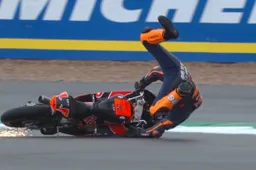 Moto3 Silverstone: Masia in pole, Holgado altro volo