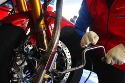 Superbike, Honda da Showa a Ohlins: cosa cambia con le nuove sospensioni