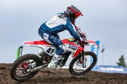 Honda alla sfida elettrica, gran debutto Motocross in Giappone