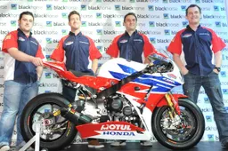 Tourist Trophy: dream team Honda TT Legends con McGuinness, Rutter e Michael Dunlop