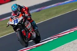 Supersport Misano: Gara 2, Adrian Huertas saluta e se ne va