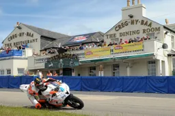 Tourist Trophy: le immagini del TT vincono un premio internazionale