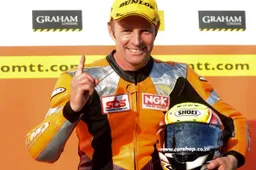 Ulster GP: una curva intitolata al pilota in attività Ian Lougher