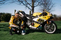 Superbike, team Go Eleven: svelata la Ducati di Andrea Iannone