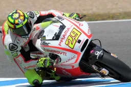 Operazione OK per Andrea Iannone, correrà a Le Mans