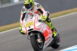 Andrea Iannone sarà operato martedì a Barcellona