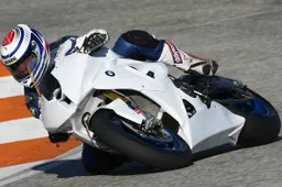 IDM Superbike: nuovi test per la BMW Alpha Technik con Daemen