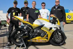 IDM Supersport: Dholda Racing con Bastien Mackels nel 2011