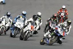 IDM Superbike: 16 iscritti per il primo round al Lausitzring