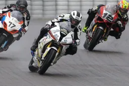 SUPERBIKE*IDM Nurburgring Gara 2: seconda vittoria di Max Neukirchner