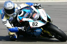 IDM Superbike: RAC Racing con Troy Herfoss e Ghisbert van Ginhoven