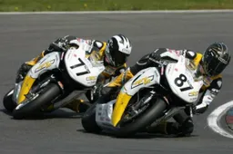 IDM Superbike: RT Motorsports a tre punte ad Hockenheim, corre Russell Holland