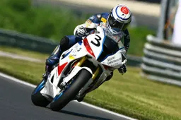 IDM Superbike: lotta tra BMW e KTM per il titolo costruttori