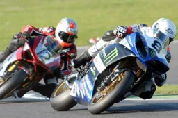 SUPERBIKE*IDM Lausitzring Gara 1: vince Reiterberger, Ivan Goi è 6°