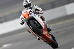 IDM Superbike: Matej Smrz vince ancora ed è sempre leader