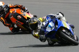 IDM Superbike Oschersleben Gara 2: vittoria di Jorg Teuchert