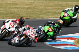 SUPERBIKE*IDM: schieramento competitivo nell'IDM Superstock