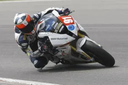 SUPERBIKE*IDM Zolder Gara 2: primo centro di Markus Reiterberger