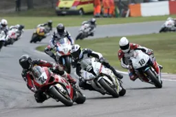 SUPERBIKE*IDM Zolder Gara 2: prima vittoria 2014 di Max Neukirchner
