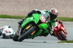 SUPERBIKE*IDM: confronto a due per il titolo Superstock ad Hockenheim
