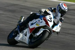 IDM Superbike: svelati i programmi di BMW Alpha Technik 2011