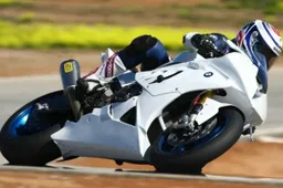 IDM Superbike: test a Cartagena per BMW Alpha Technik