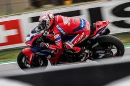 Superbike Catalunya: Iker Lecuona riporta la Honda in pole, Rea prima fila