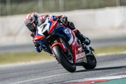 Superbike, Iker Lecuona promette battaglia: "Honda da podio"