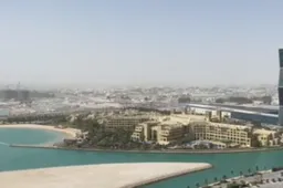 MotoGP, vento forte a Losail: Marc Marquez chiama la tempesta di sabbia