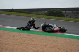 MotoGP Portimao, Prove 1: la Ducati che non ti aspetti, cade Morbidelli