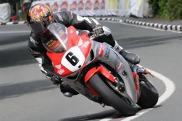 Tourist Trophy: Cameron Donald e William Dunlop riconfermati in Wilson Craig Racing