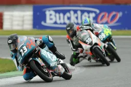 CEV 125 Albacete: Isaac Vinales precede Louis Rossi