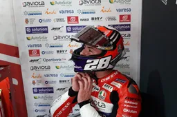 Moto3 Qatar, Prove 2: Izan Guevara, dalla catena rotta al best lap