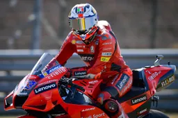 MotoGP, Jack Miller all'attacco. E dà una spinta ad un giovane talento